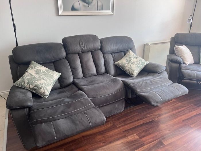 Reclining Sofas in Dublin