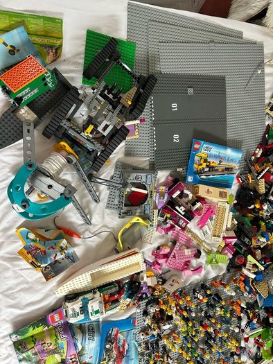Huge mixed lego collection