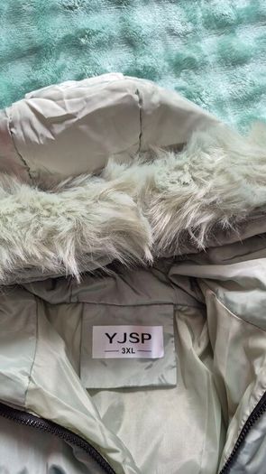 womens winter jacket size10-12