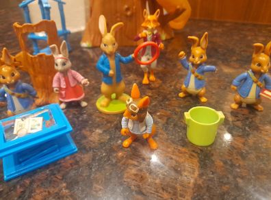 Peter Rabbit Tree House set (collectors item)