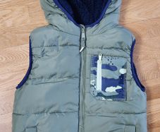 Marks & Spencer Gilet / M&S Bodywarmer Vest with hood - Boys - Age 5 to 6 years