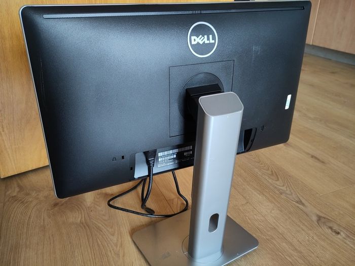 Dell P2214HB 22" 1920x1080 Monitor