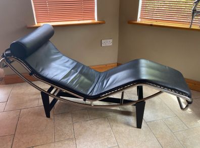 Chaise Lounge
