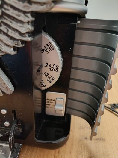 Vintage 1990 s Harley Davidson Iron Eagle Table Lamp AM FM Radio Alarm Clock