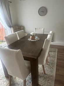 table and chairs