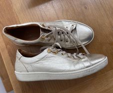 Carvela Golden trainers