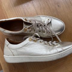 Carvela Golden trainers