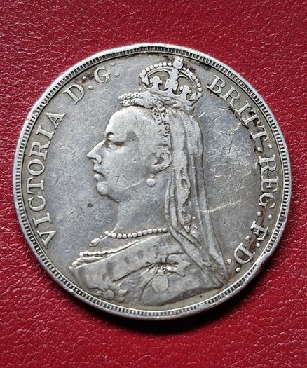 Beautiful 1889 Queen Victoria Silver Crown