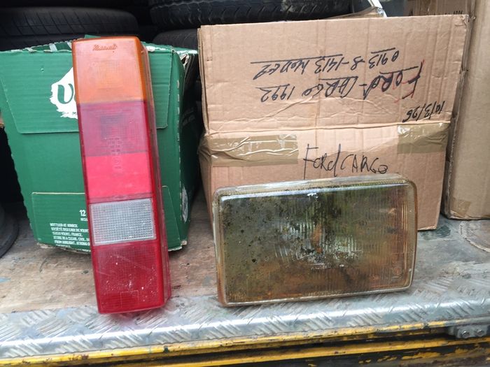 Vintage Ford Cargo parts