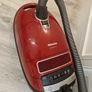 Miele C3 vacuum cleaner Image 2