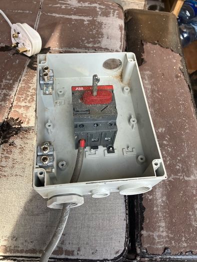Electrical mains shut off