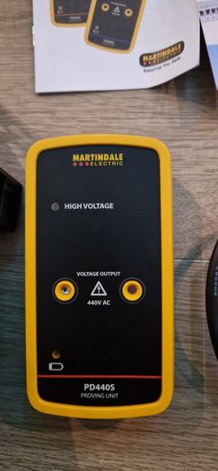 Voltage Input/Output Kit
