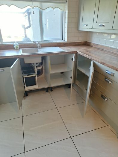 L shaped kitchen