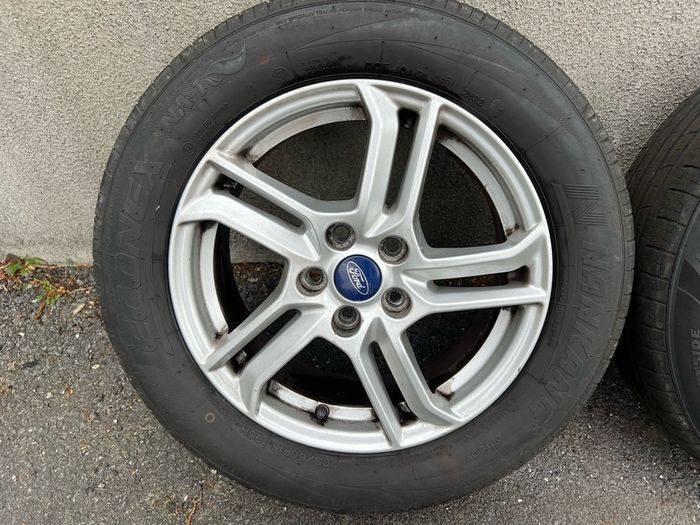Ford focus alloy wheels and tyres