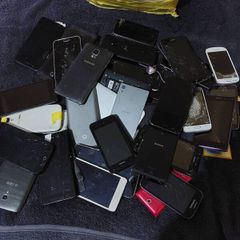 36 phones for parts