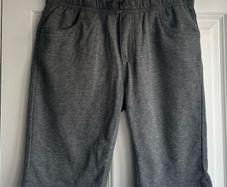 Boys Levi's shorts - age 12-13