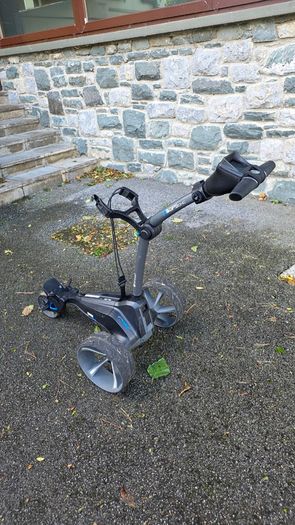 Motocaddy M5 GPS DHC Ultra 2024