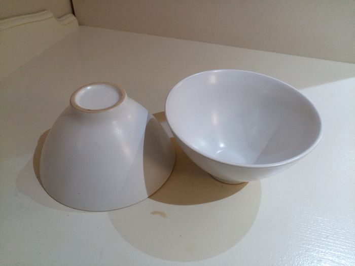 2 bowls
