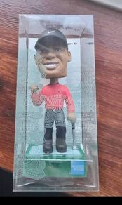 Collectable American Express TIGER WOODS Championship Sunday Nike Outfit WGC Bobblehead