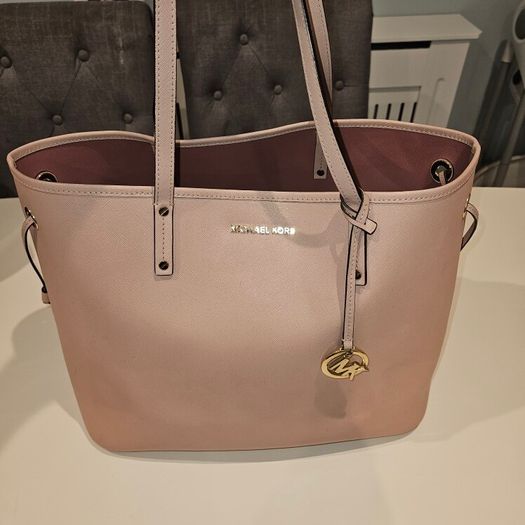 Michael Kors pink bag