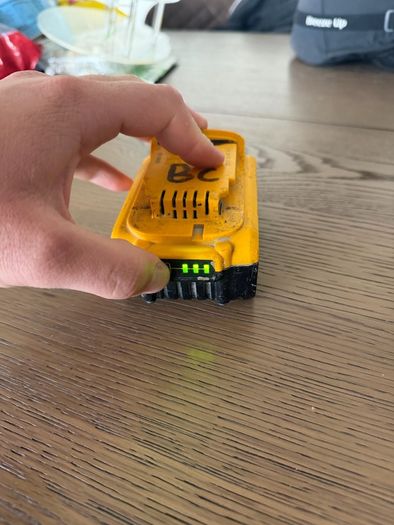 Dewalt 4Amp Battery
