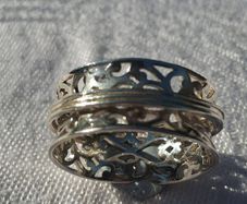 Sterling Silver Ring with Tri Band Spinner