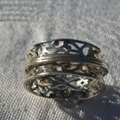 Sterling Silver Ring with Tri Band Spinner