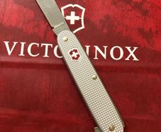 Victorinox ALOX Swiss Army 2 Brand New