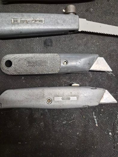 3 x Stanley Knife and Pad Saw
