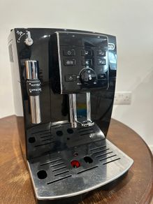 coffee machine Delonghi