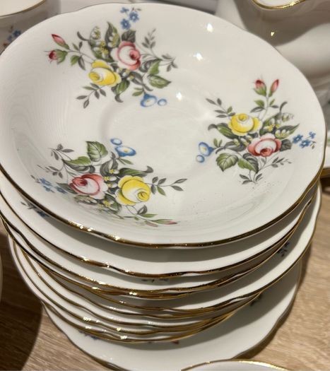 Vintage 1970s Bone China Tea Sets - Floral Pattern with Gold Trim