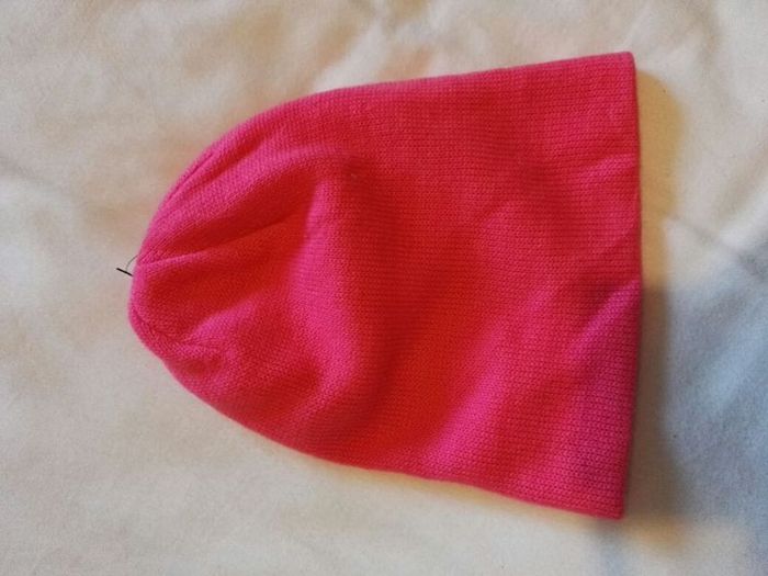 Ladies Coral Hat