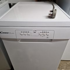 Candy slimline dishwasher