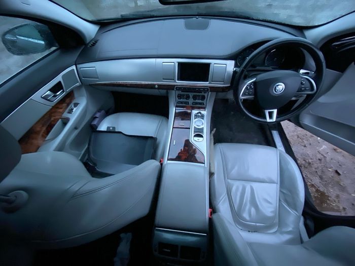 2014 Jaguar Xf Breaking For Parts