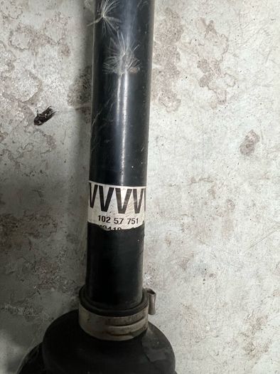 Toyota Yaris driveshaft