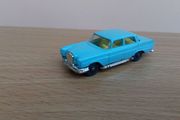 Husky Mercedes 220