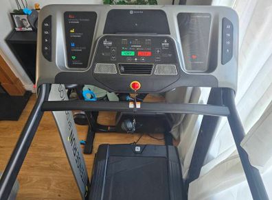 Domyos Intense Run Treadmill - PRO35H (22km/h - 15% Incline)