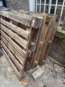 4x pallets in good condition free ideal for diy