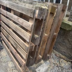 4x pallets in good condition free ideal for diy