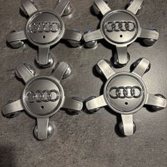 Audi wheel caps