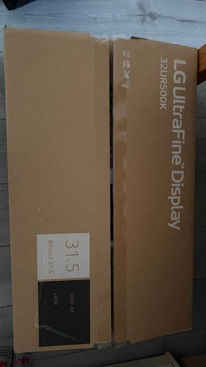 LG UltraFine 31.5-inch 4K UHD Monitor