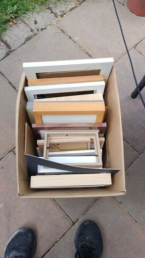 free picture frames