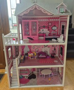 Barbie Doll House