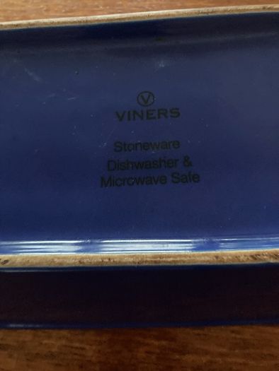 Viners Ceramic Baking / Cookware Loaf Style - 25 cm by 12 cm