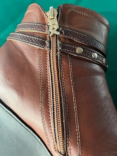 Brown Leather Ankle Boots With Wedge Size 40 (uk 7).  Spanish Brand Xti Quality Soft Leather Boots & Excellent Condition