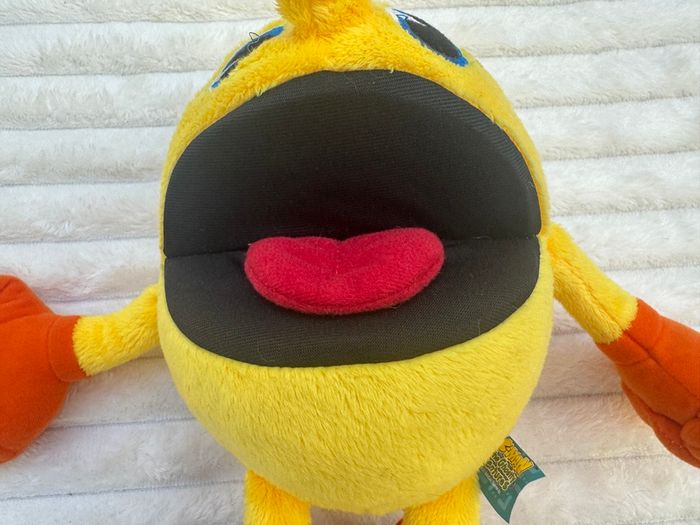 Pac Man Pacman Namco  approx. 12 Soft Plush Ghostly Adventures Bandai 2012 Used Please see pictures