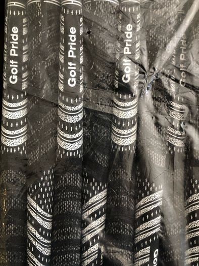 Sets of Golf Pride & Lamkin Golf Grips