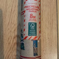 Christmas wrapping paper 8m Roll Brand New