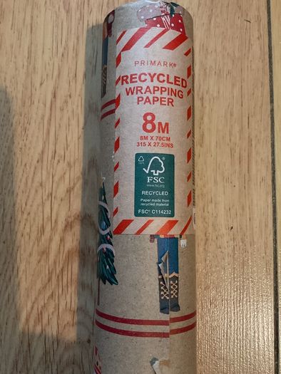 Christmas wrapping paper 8m Roll Brand New