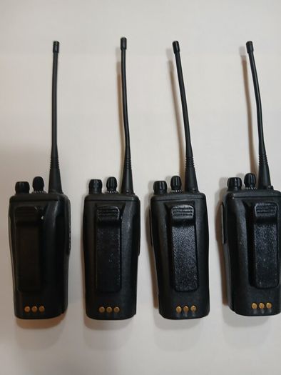 4 X Motorola DP1400 Digital Professional Walkie Talkie